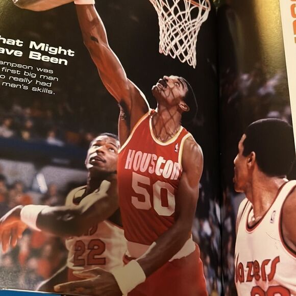 Giants, big man who took the NBA coffee table book - Picture 5 of 6